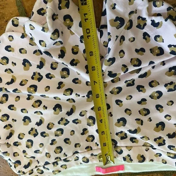 Lilly Pulitzer pink leopard scalloped knit shorts - Picture 6 of 8